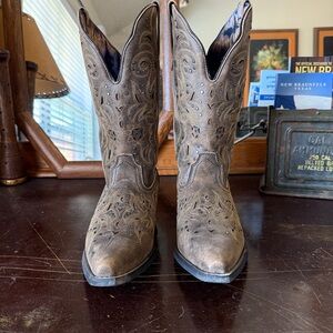 Laredo Western Cowboy Boots- Wide Calf
